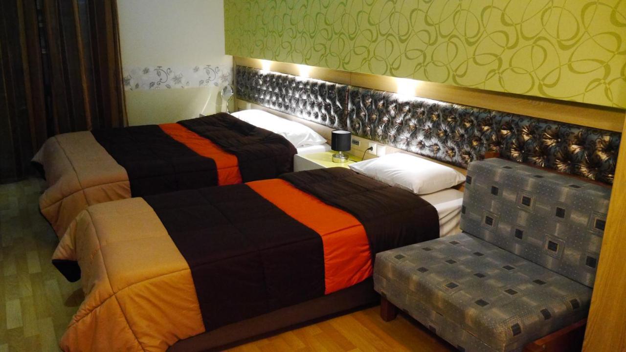 Captain'S Beach Apartments Liménas Eksteriør bilde